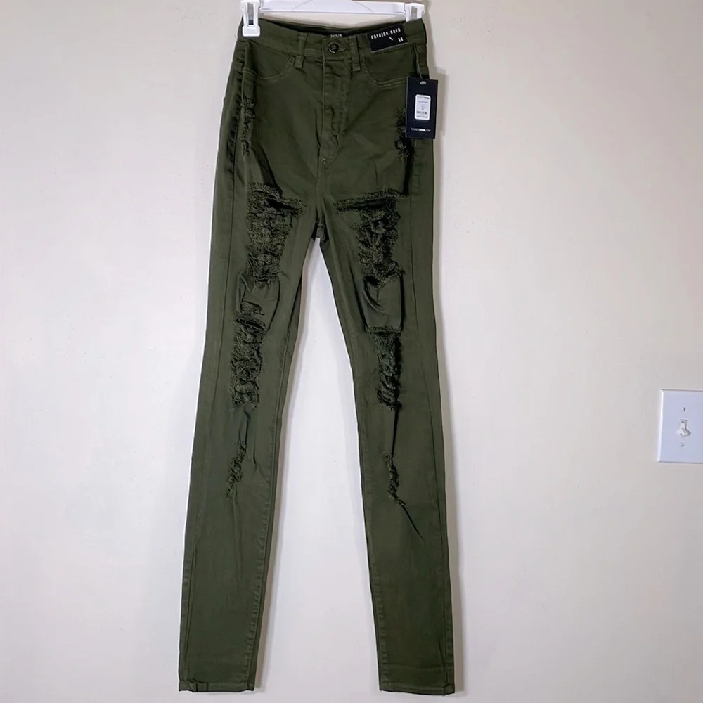 NWT. Fashion Nova Glistening Jeans in Olive Green. 11 - Picture 2 of 11
